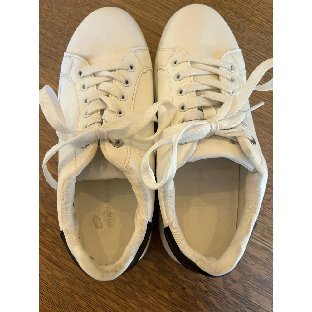 Madden Girl Women's White Sneakers Size‎ 10